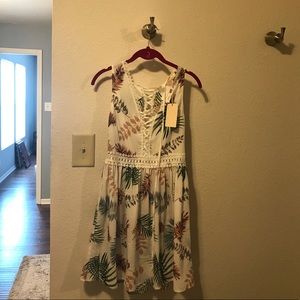 Ivory tropical print lace-up tunic